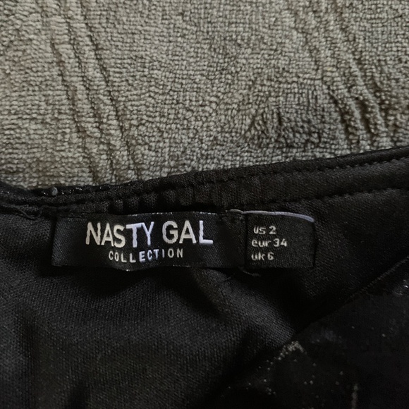 Nasty gal black and white half and half mini dress - Picture 5 of 5